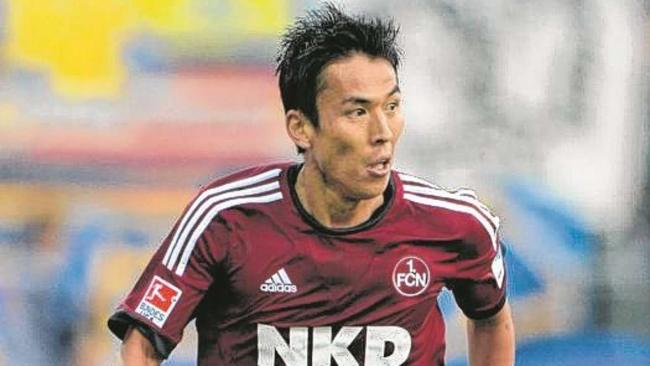 EINTRACHT HOLT HASEBE
