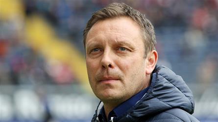 Born gibt Breitenreiter Jobgarantie